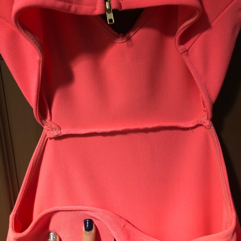 Dress - Picture 3 of 5